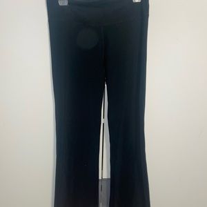 Under armour bootcut athletic pants- long length)